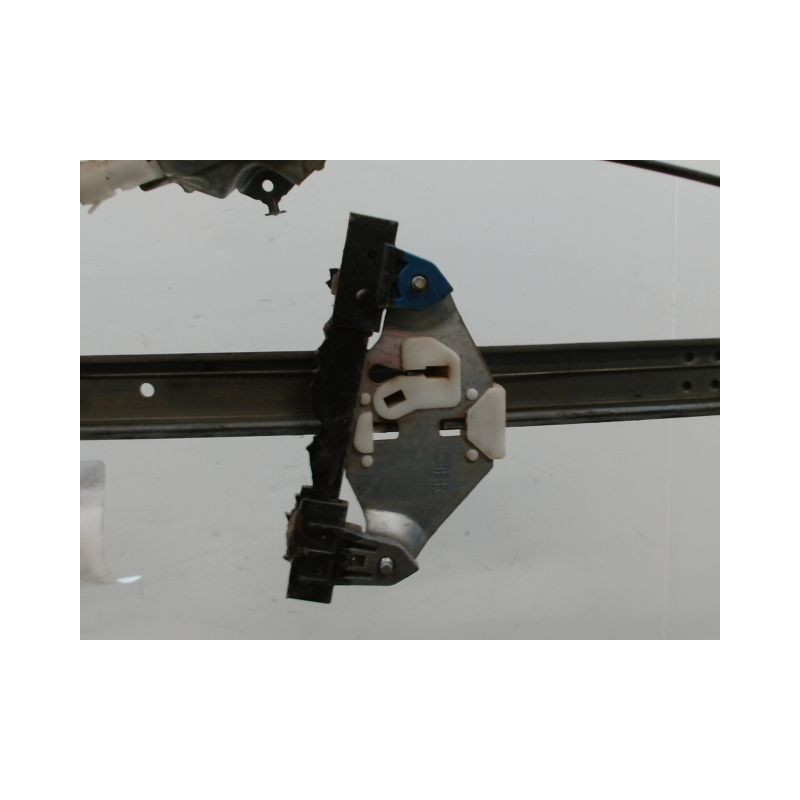 MECANISME+MOTEUR LEVE-GLACE ARRIERE DROIT NISSAN NAVARA DOUBLE CABINE