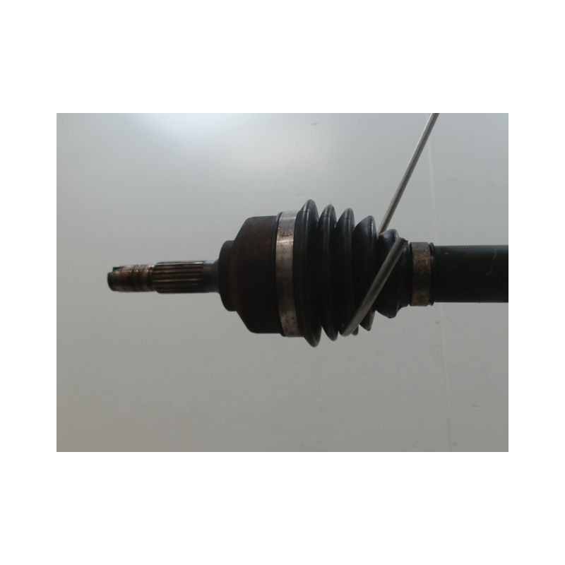 TRANSMISSION AVANT DROIT CITROEN C3 2009- 1.2 VTi 68