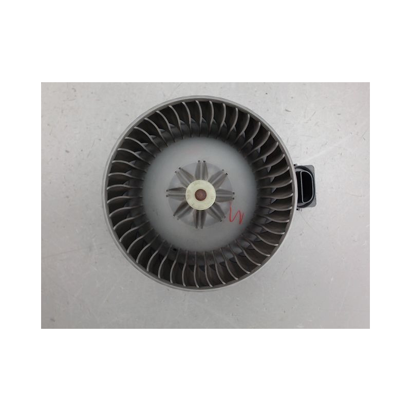 MOTEUR VENTILATEUR CHAUFFAGE TOYOTA YARIS
