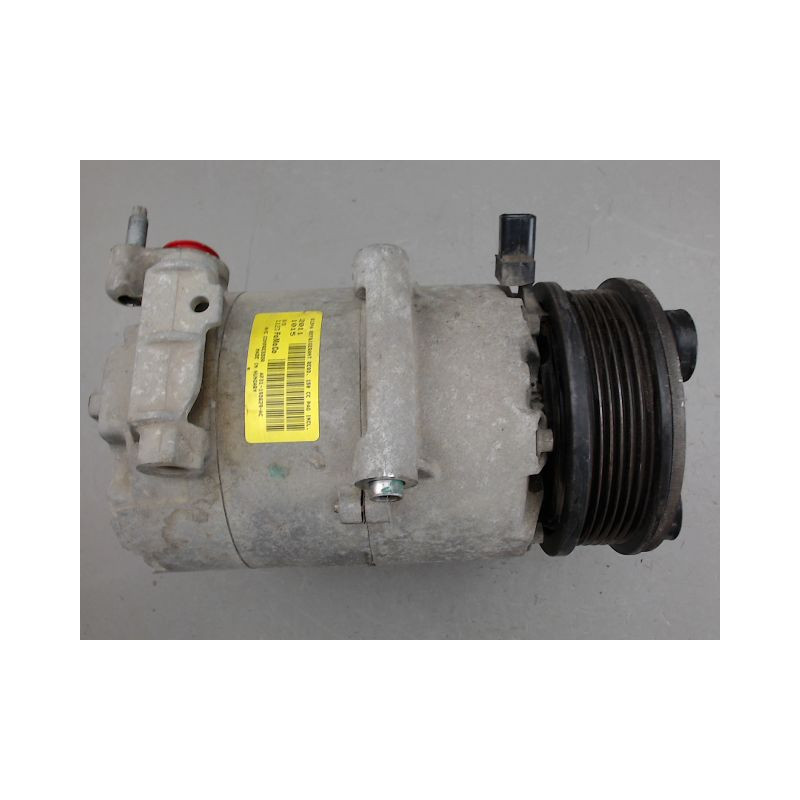 COMPRESSEUR AIR CONDITIONNE FORD FIESTA