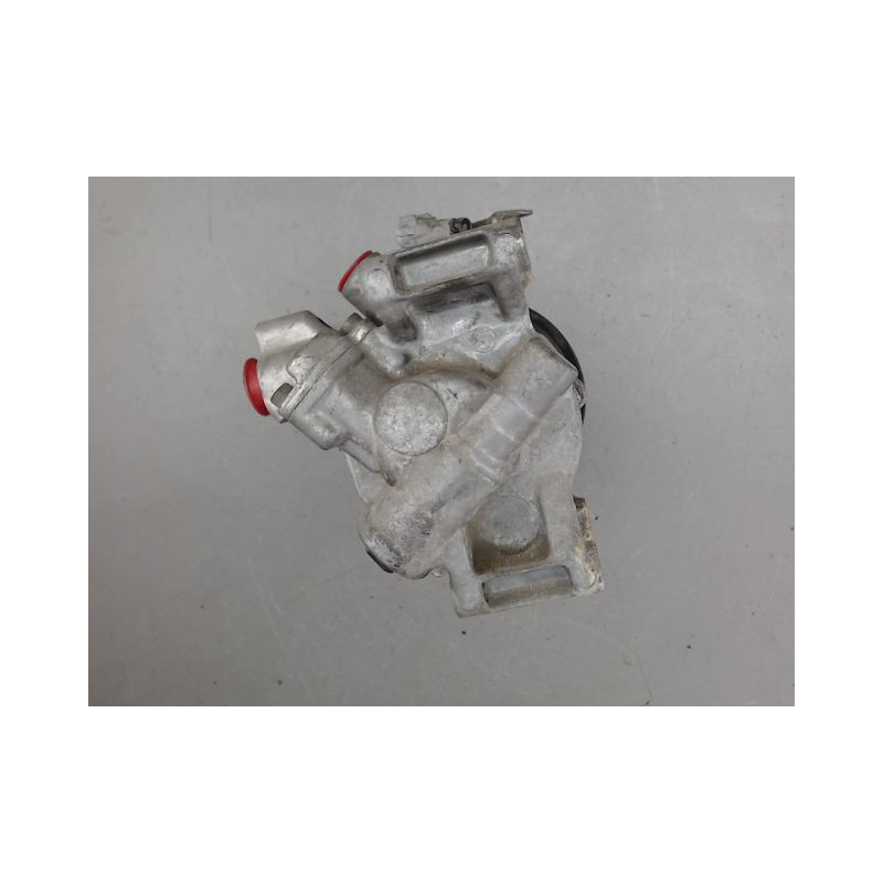 COMPRESSEUR AIR CONDITIONNE TOYOTA YARIS
