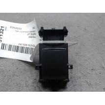 COMMANDE LEVE-GLACE PORTE ARD TOYOTA YARIS CRO