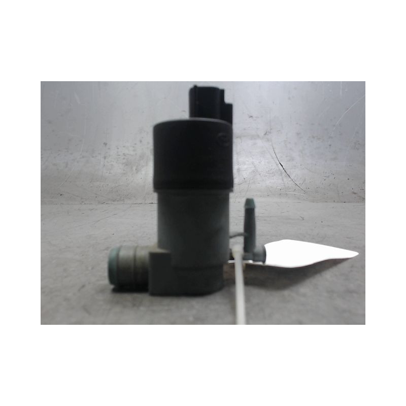 POMPE LAVE-GLACE ARRIERE TOYOTA VERSO