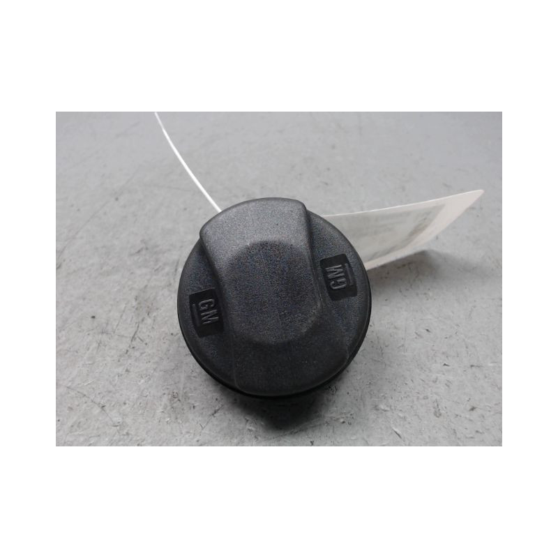 BOUCHON RESERVOIR A CARBURANT OPEL ASTRA GTC 3P