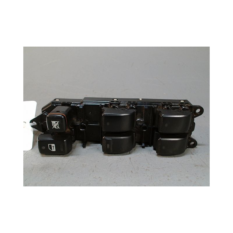 COMMANDE LEVE-GLACE PORTE AVG TOYOTA COROLLA VERSO 2002-2004