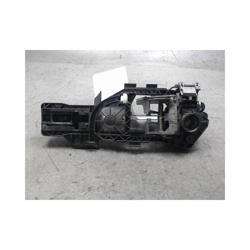 POIGNEE EXTERIEURE PORTE ARRIERE DROIT VOLKSWAGEN PASSAT 2005-