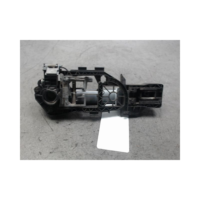POIGNEE EXTERIEURE PORTE ARRIERE GAUCHE VOLKSWAGEN PASSAT 2005-