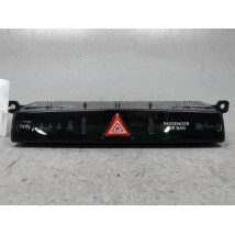 BOUTON DE WARNING HYUNDAI I20