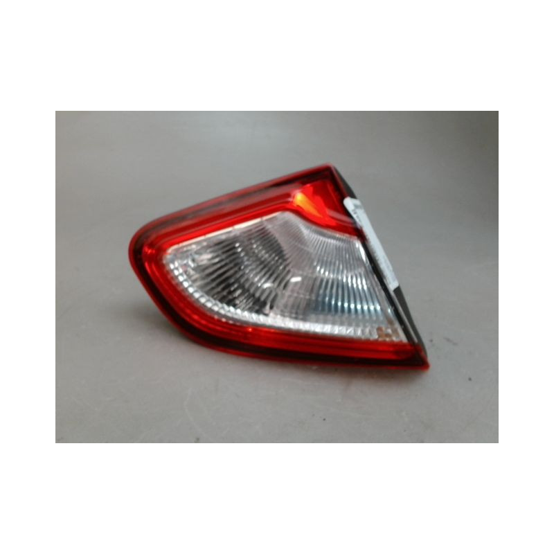 FEU ARRIERE INTERIEUR GAUCHE NISSAN QASHQAI