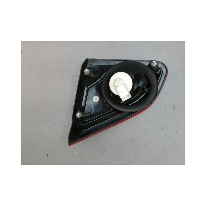 FEU ARRIERE INTERIEUR GAUCHE NISSAN QASHQAI