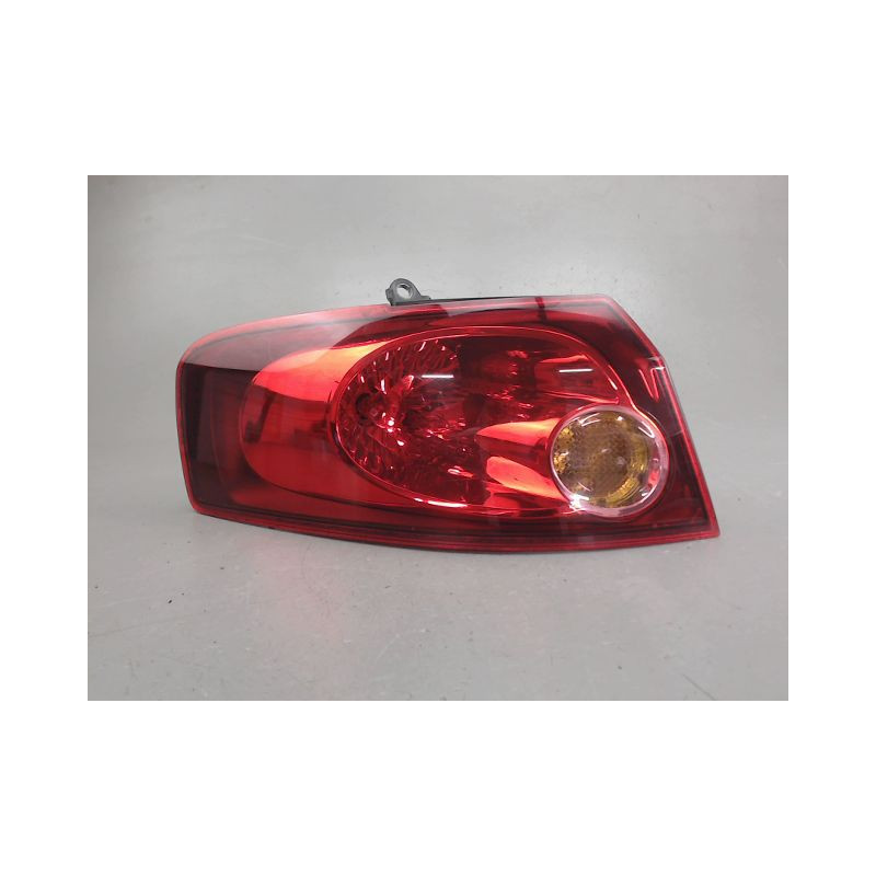 FEU ARRIERE GAUCHE  FIAT CROMA