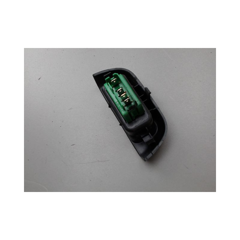 COMMANDE LEVE-GLACE PORTE AVG TOYOTA AYGO
