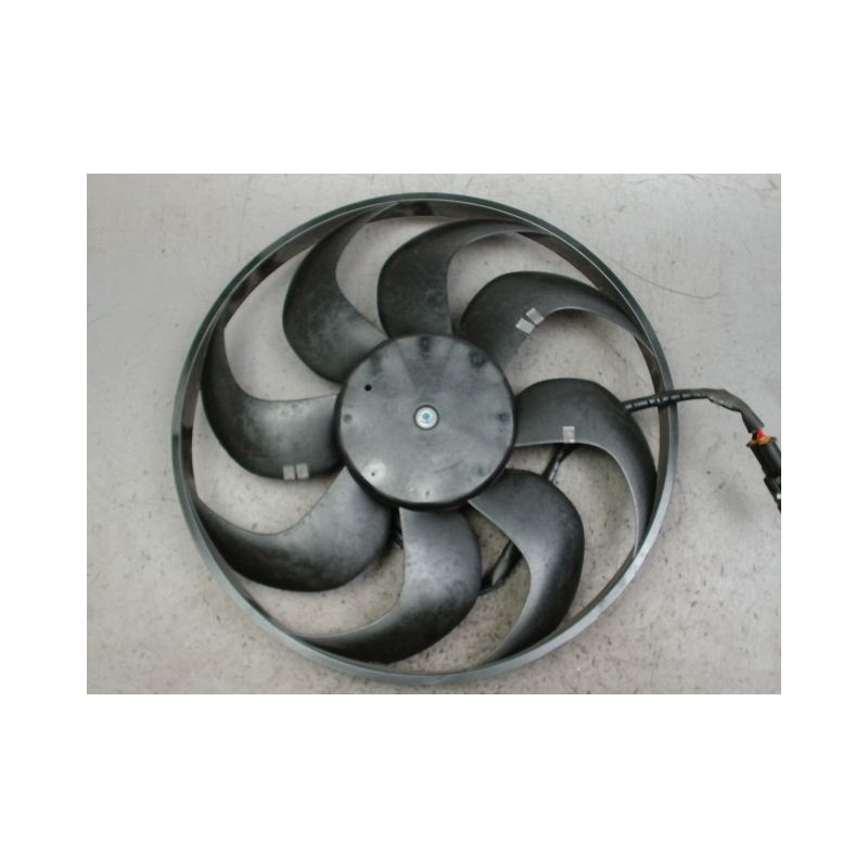 MOTEUR VENTILATEUR RADIATEUR PEUGEOT 5008