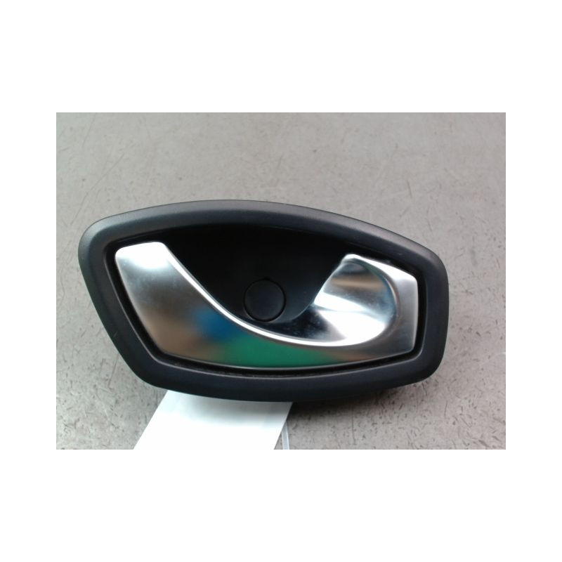 POIGNEE INTERIEURE PORTE AVANT DROIT RENAULT CLIO IV Phase 1 2012-...