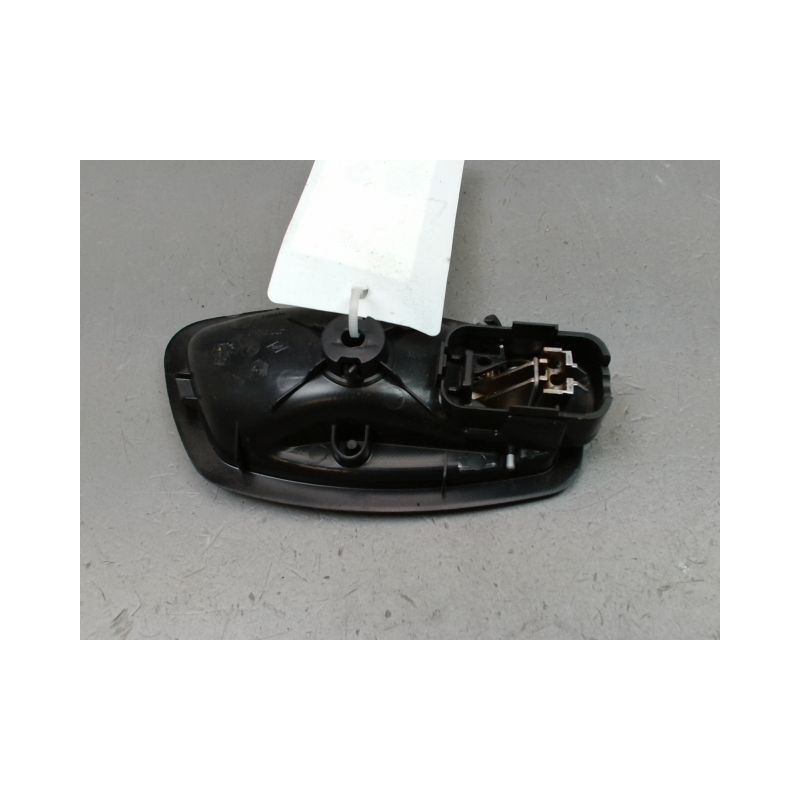 POIGNEE INTERIEURE PORTE ARRIERE GAUCHE RENAULT CLIO IV Phase 1 2012-...