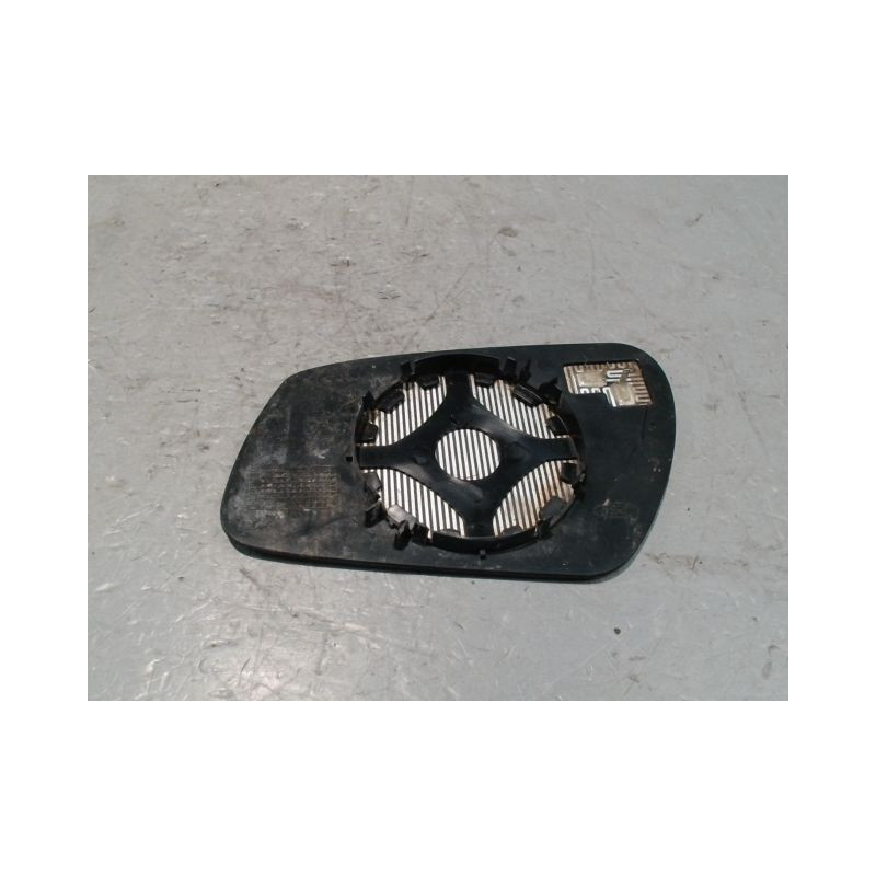 GLACE RETROVISEUR EXT D FORD FOCUS COUPE 04-07