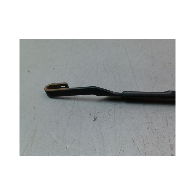 BRAS ESSUIE-GLACE AVANT GAUCHE TOYOTA AURIS 2010-
