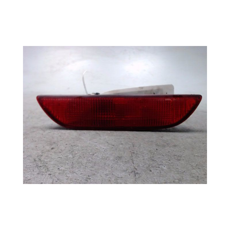 FEU BROUILLARD CENTRAL ARRIERE NISSAN NOTE