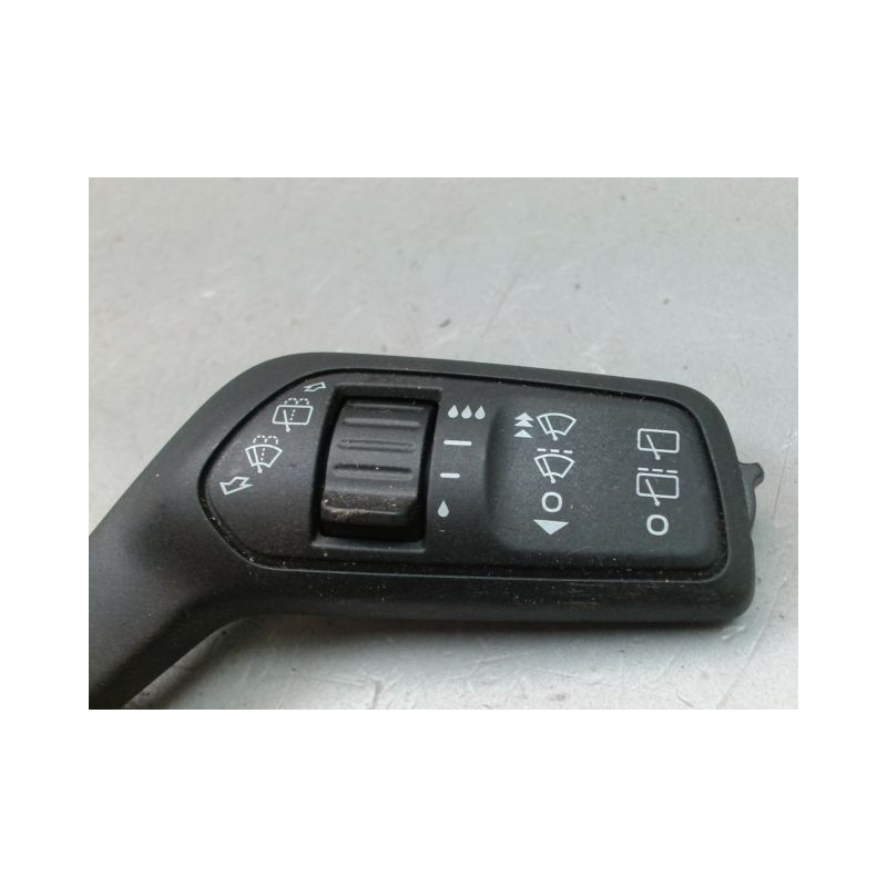 COMMANDE ESSUIE GLACE FORD FIESTA 2010-