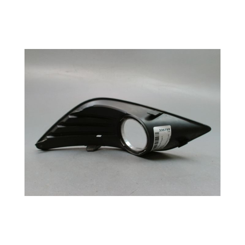 GRILLE VENTILATION PARE-CHOC AVG FORD FOCUS II Phase 2 2008-2010