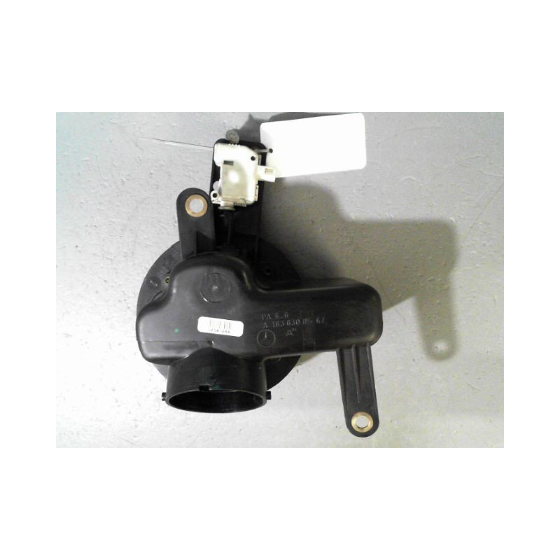 VOLET DE TRAPPE CARBURANT MERCEDES CLASSE ML