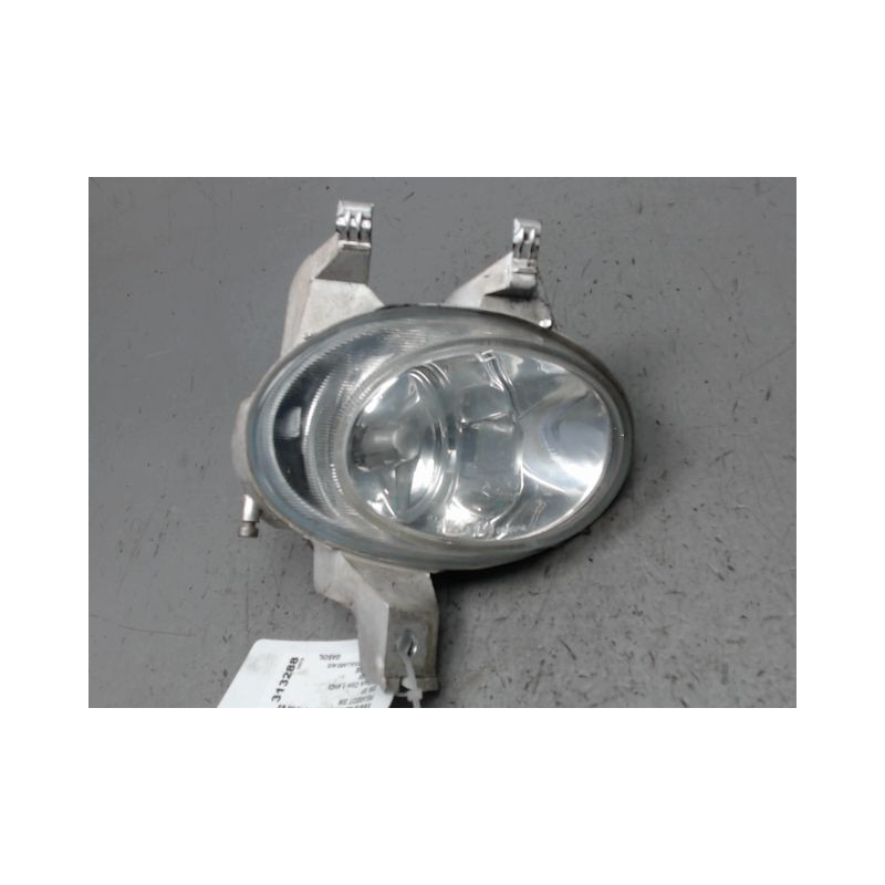 PHARE ANTIBROUILLARD AVANT DROIT PEUGEOT 206 3P