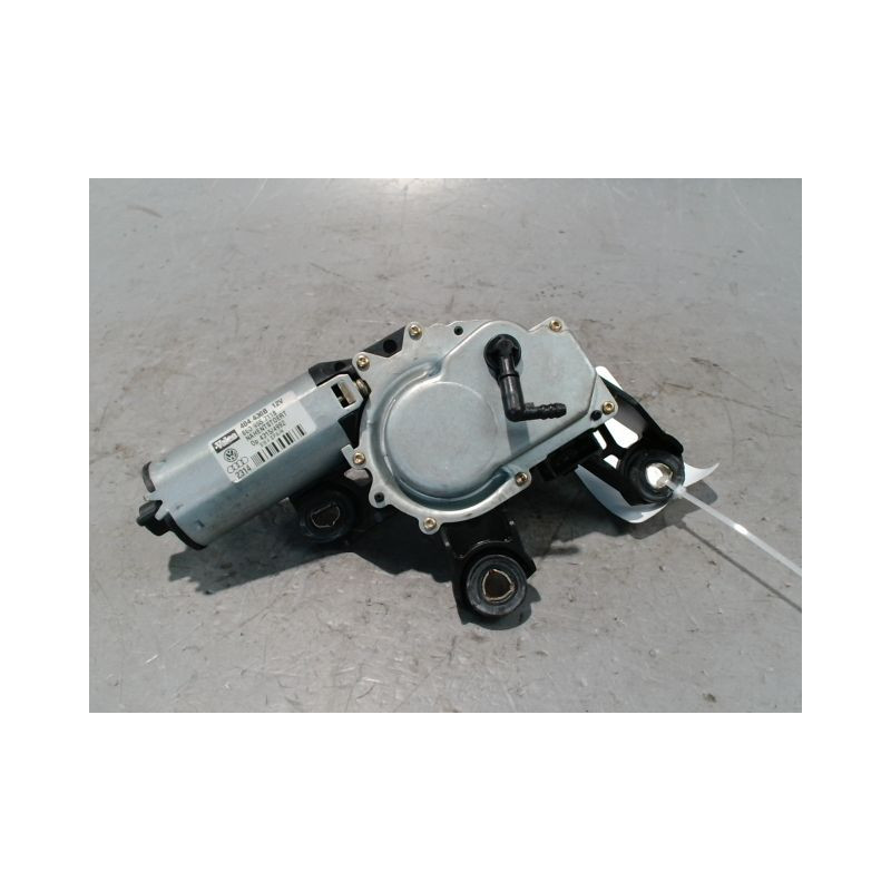 MOTEUR ESSUIE-GLACE ARRIERE AUDI A6 AVANT 2005-
