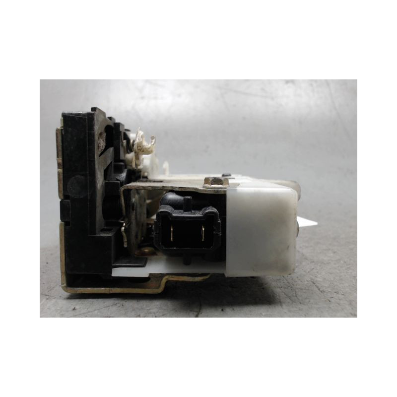 SYSTEME CONDAMNATION ARRIERE DROIT RENAULT CLIO II PH.1 98-2001