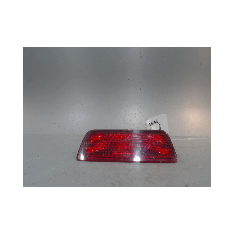 FEU BROUILLARD CENTRAL ARRIERE NISSAN JUKE