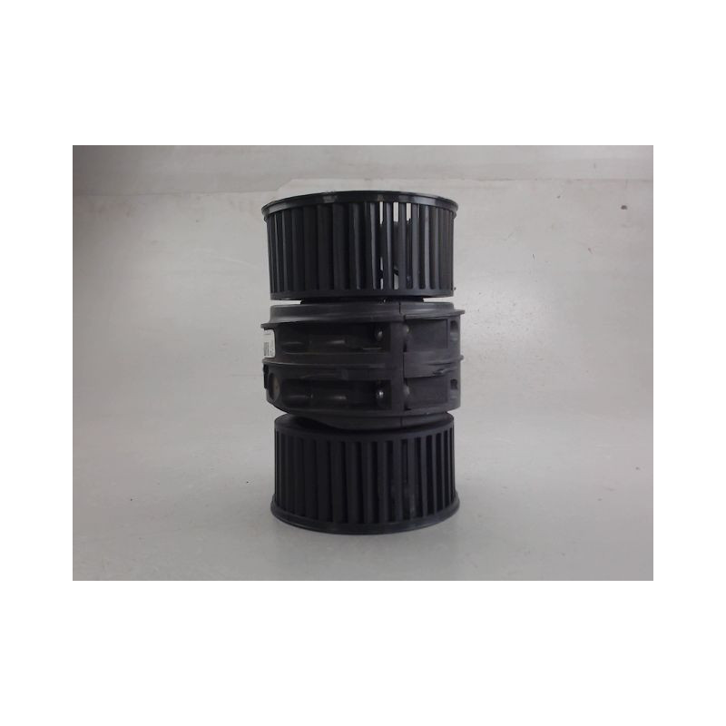 MOTEUR VENTILATEUR CHAUFFAGE RENAULT MEGANE
