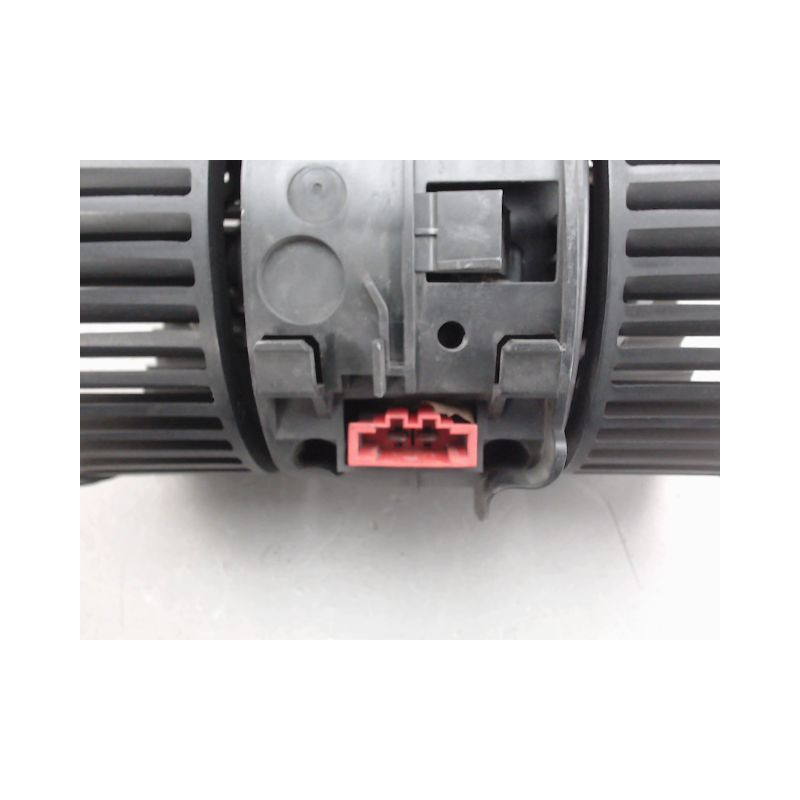 MOTEUR VENTILATEUR CHAUFFAGE RENAULT MEGANE