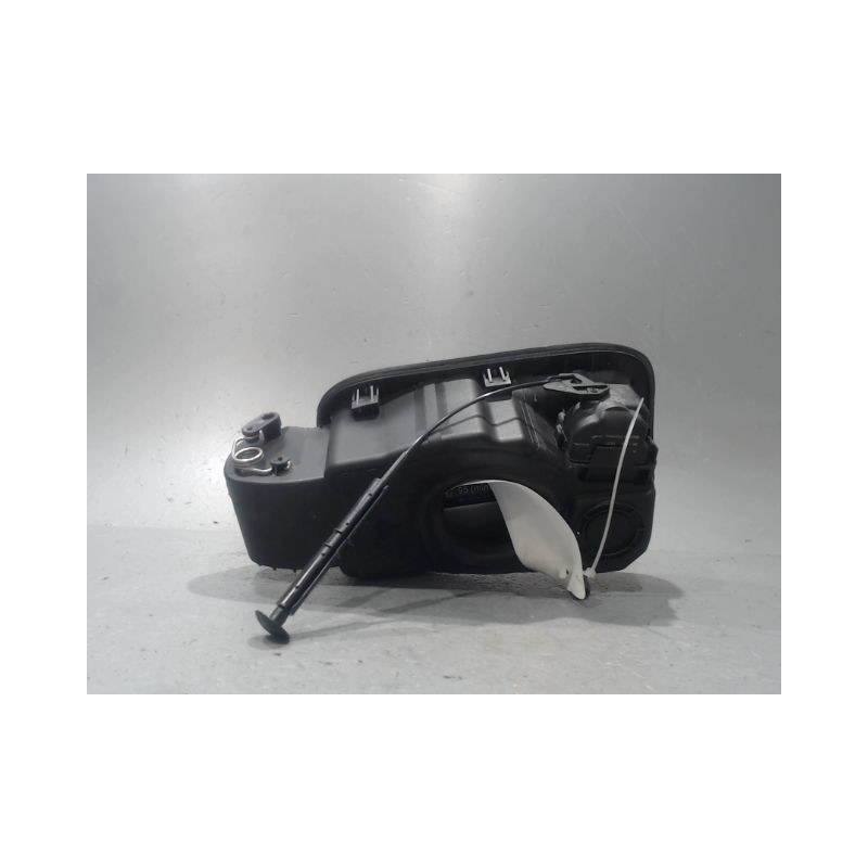 VOLET DE TRAPPE CARBURANT MERCEDES CLASSE C