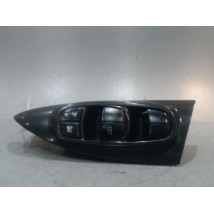 COMMANDE LEVE-GLACE PORTE AVG NISSAN JUKE