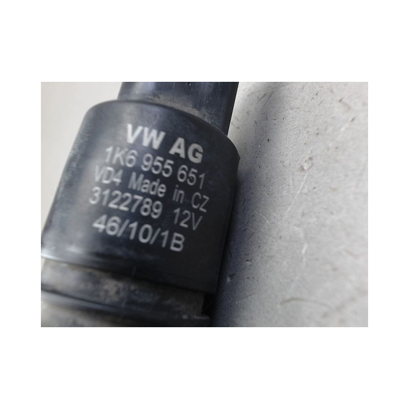 POMPE LAVE-GLACE AVANT VOLKSWAGEN GOLF