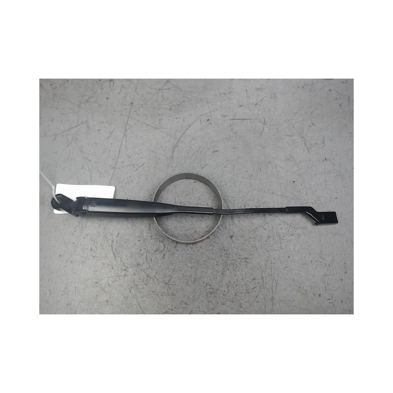 BRAS ESSUIE-GLACE AVANT GAUCHE FIAT 500 2007-
