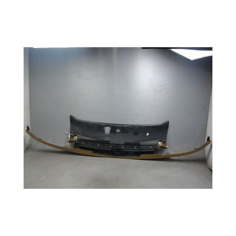 CALANDRE RENAULT CLIO II PH.1 98-2001