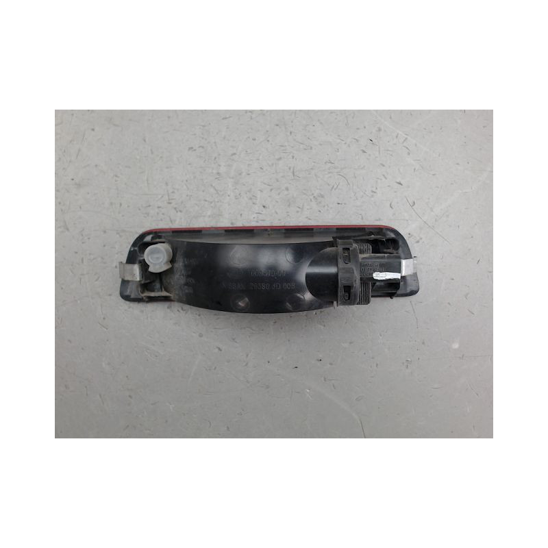 FEU BROUILLARD CENTRAL ARRIERE NISSAN MICRA