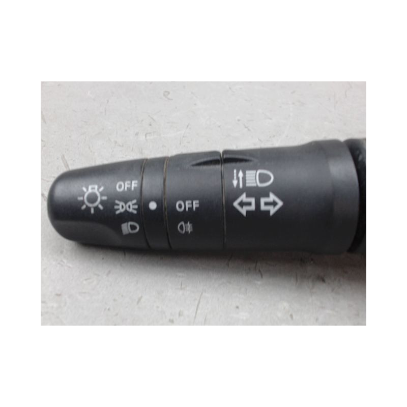 COMMANDE CLIGNOTANT NISSAN NV200
