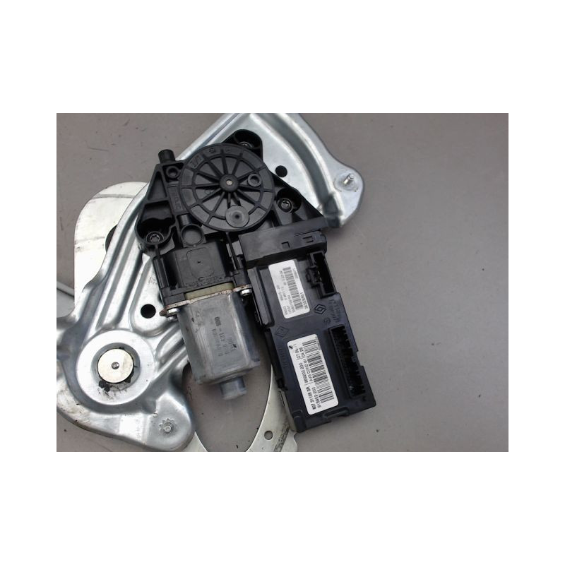 MECANISME LEVE-GLACE AVANT GAUCHE RENAULT MEGANE