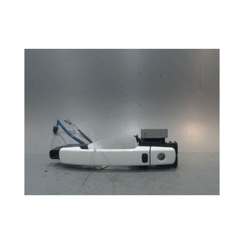 POIGNEE EXTERIEURE PORTE AVANT GAUCHE NISSAN QASHQAI