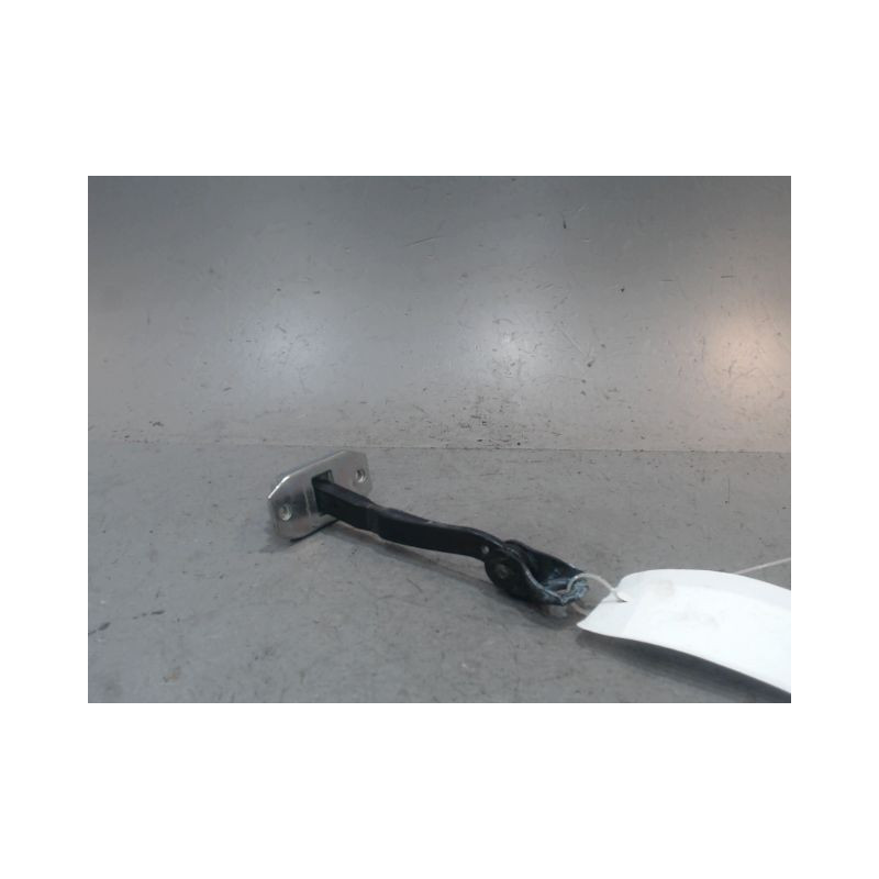 TIRANT PORTE AVANT DROIT NISSAN QASHQAI