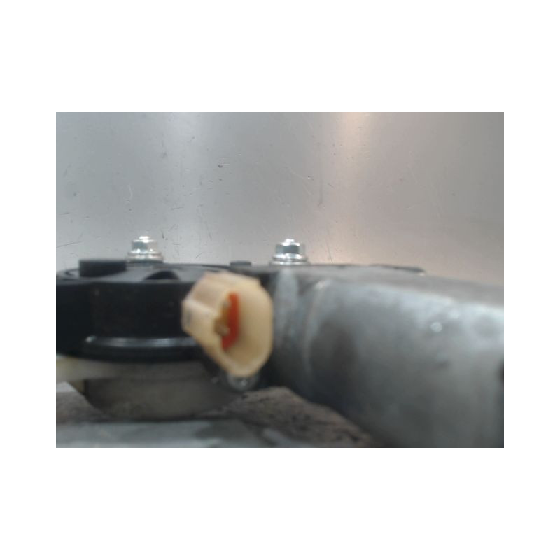 MECANISME+MOTEUR LEVE-GLACE AVANT DROIT HYUNDAI I20