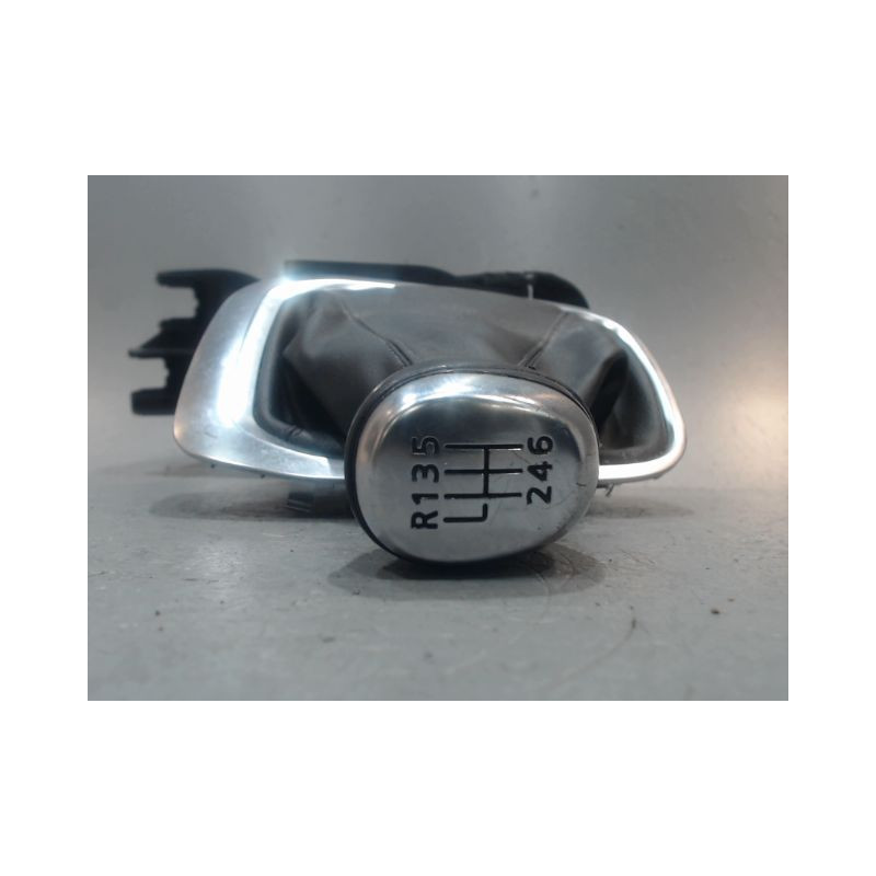 LEVIER DE VITESSES RENAULT MEGANE 1.5 dCi 110 