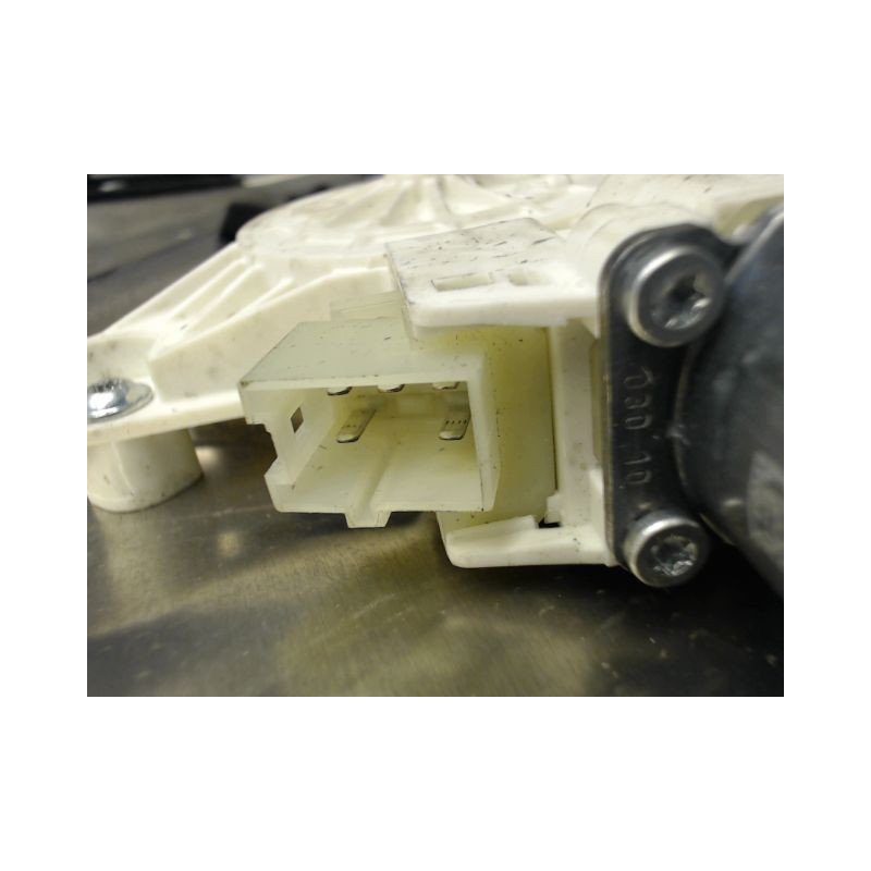 MECANISME+MOTEUR LEVE-GLACE AVANT DROIT MERCEDES CLASSE C