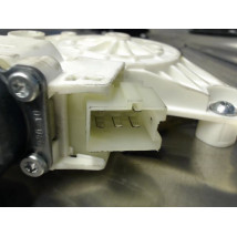 MECANISME+MOTEUR LEVE-GLACE AVANT GAUCHE MERCEDES CLASSE C