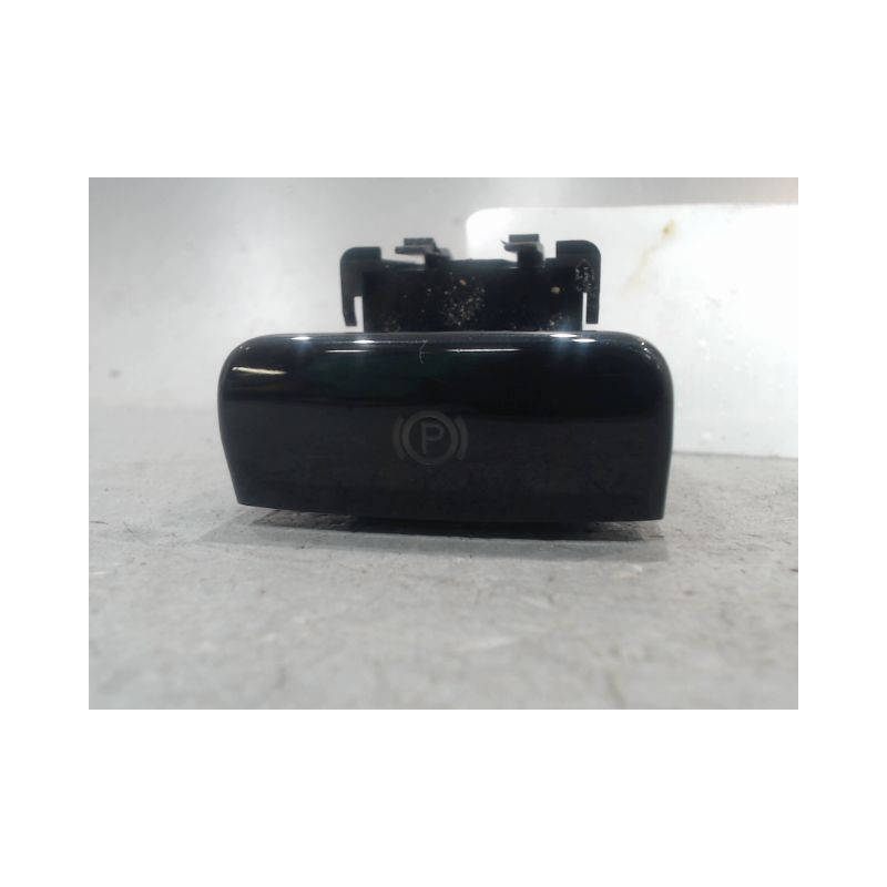 INTERIEUR COMMANDE FREIN A MAIN CITROEN DS4