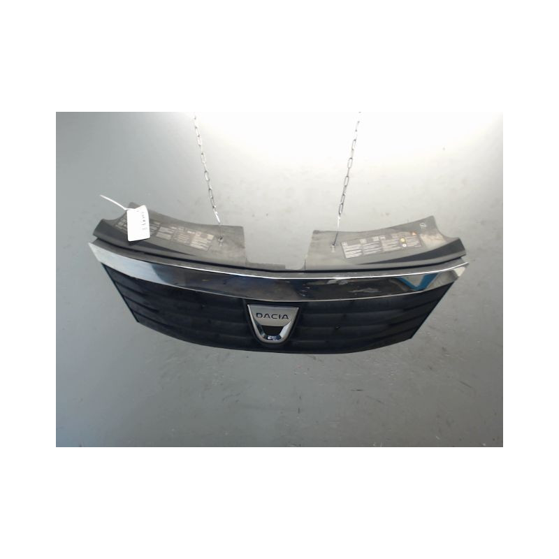 CALANDRE DACIA LOGAN