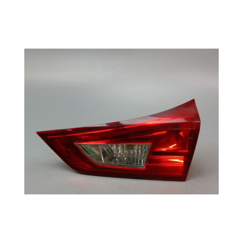 FEU ARRIERE INTERIEUR DROIT TOYOTA AURIS 2010-