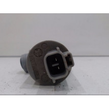 POMPE LAVE-GLACE AVANT TOYOTA AVENSIS