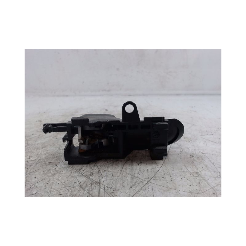 POIGNEE INTERIEURE PORTE AVANT DROIT TOYOTA YARIS 2003-